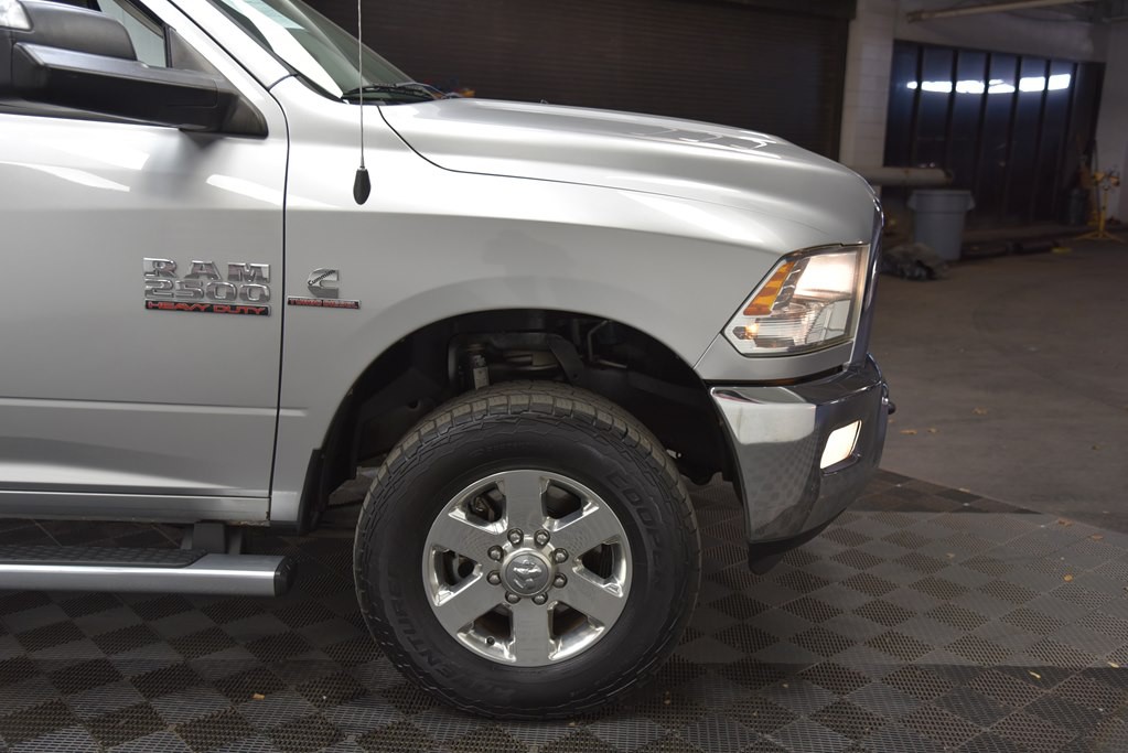 2015 RAM 2500 Image 42