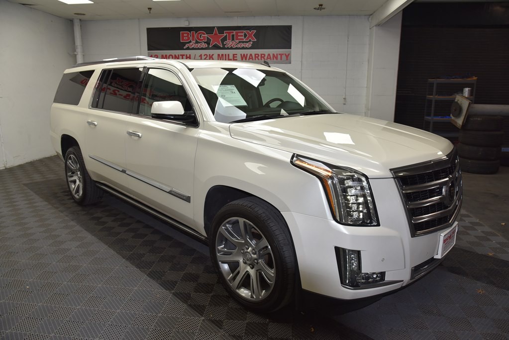 2015 Cadillac Escalade Image 7