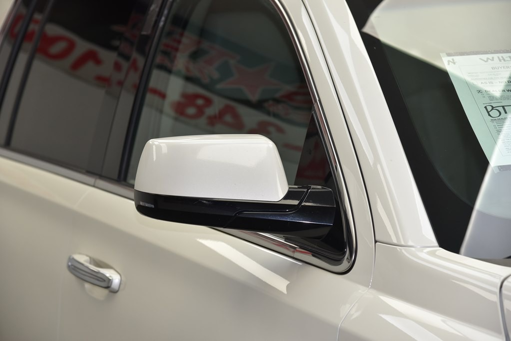 2015 Cadillac Escalade Image 12