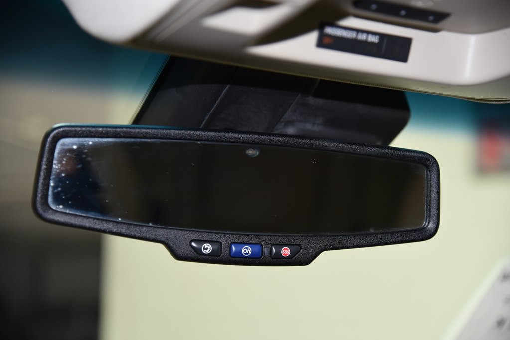 2015 Cadillac Escalade Image 36