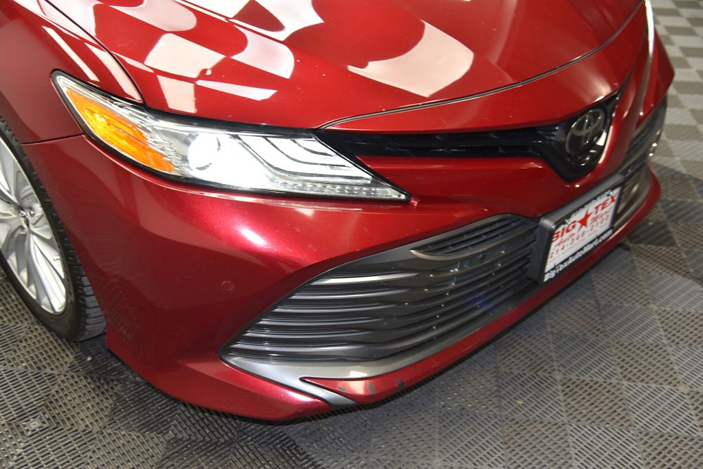 2018 Toyota Camry Image 11