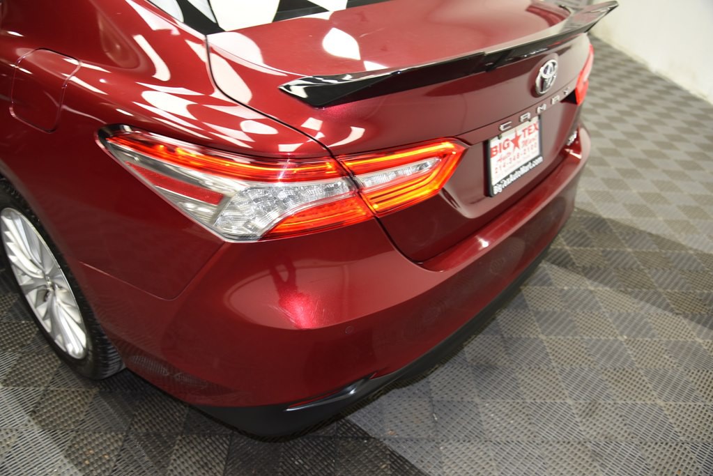 2018 Toyota Camry Image 14