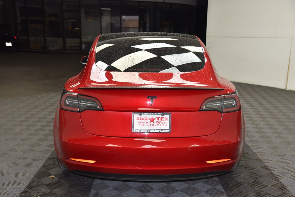 2020 Tesla Model 3 Image 4