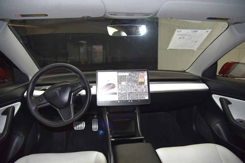 2020 Tesla Model 3 Image 20