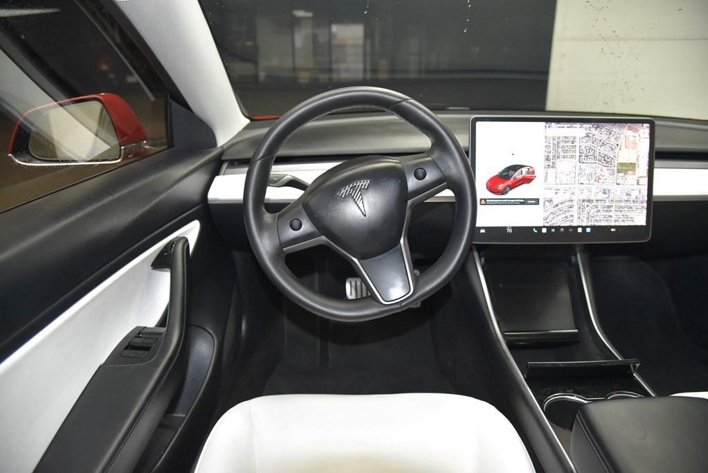 2020 Tesla Model 3 Image 21