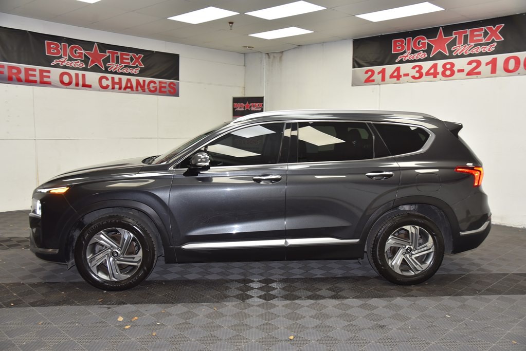 2022 Hyundai Santa Fe Image 2
