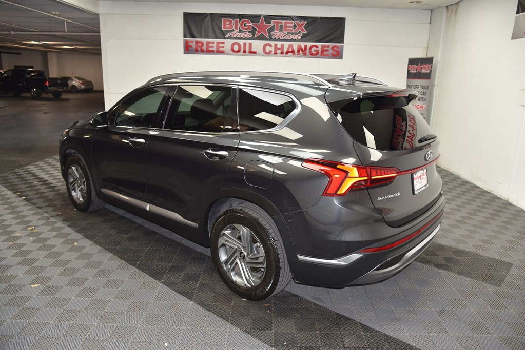 2022 Hyundai Santa Fe Image 3