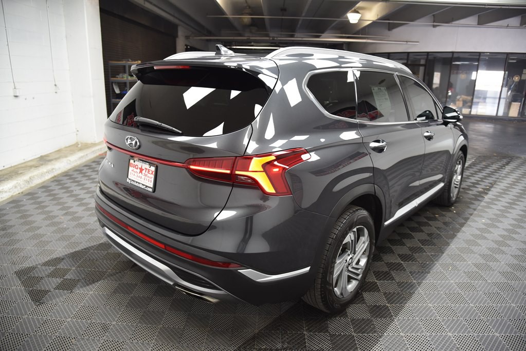 2022 Hyundai Santa Fe Image 5