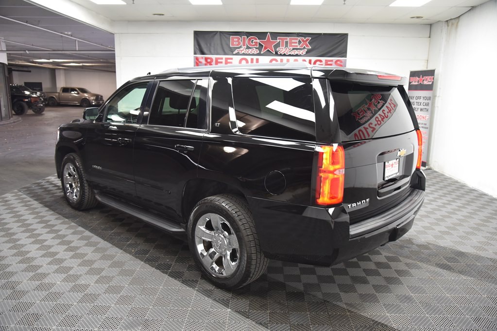 2017 Chevrolet Tahoe Image 3