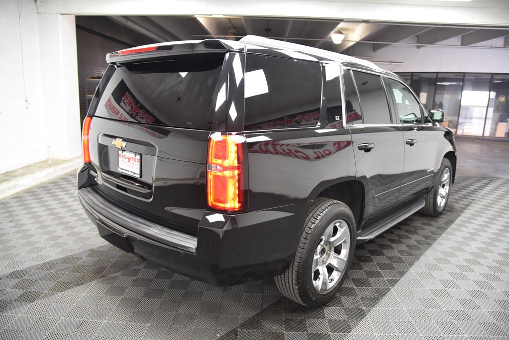 2017 Chevrolet Tahoe Image 5