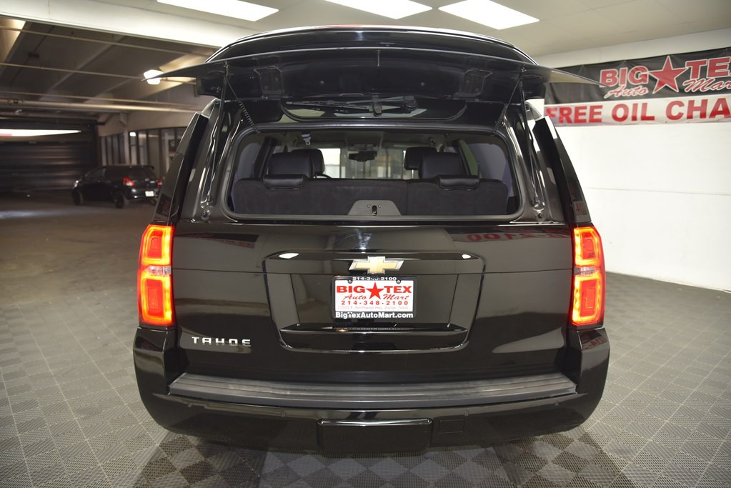 2017 Chevrolet Tahoe Image 17