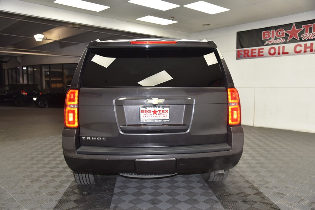 2016 Chevrolet Tahoe Image 4