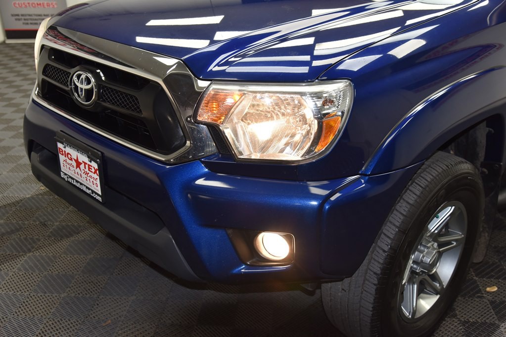 2014 Toyota Tacoma Image 12