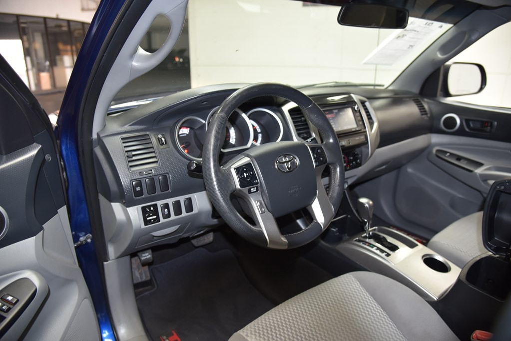 2014 Toyota Tacoma Image 20