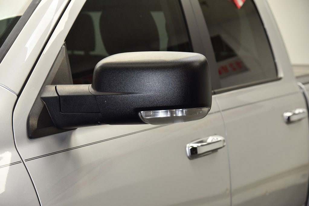 2017 RAM 1500 Image 9