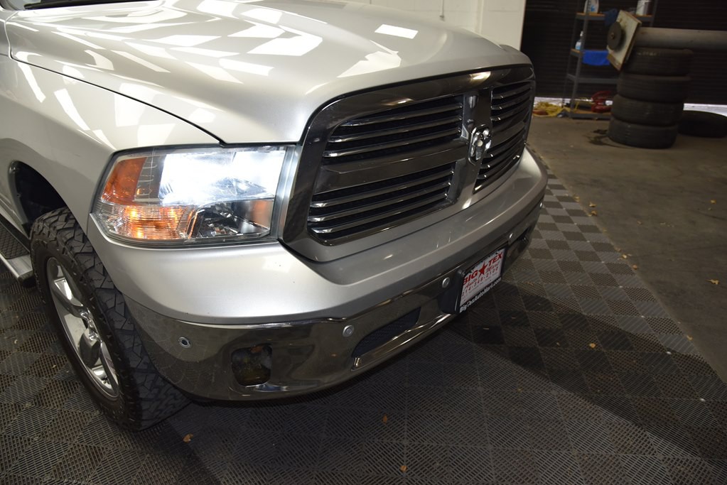 2017 RAM 1500 Image 12