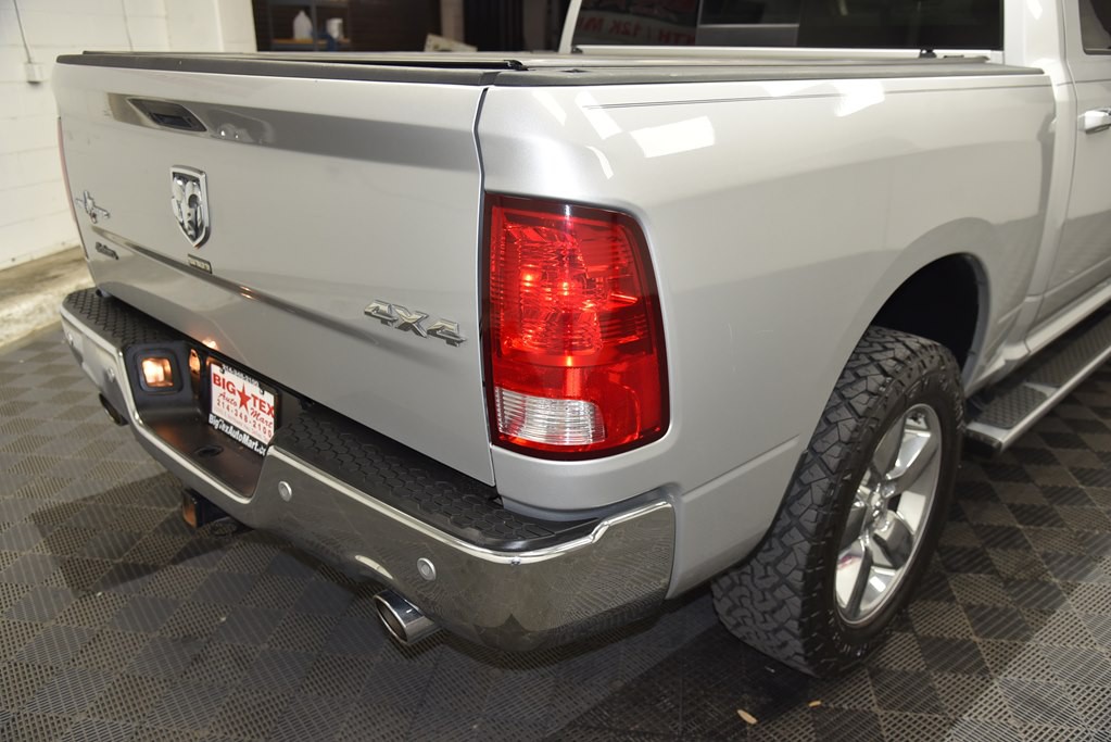 2017 RAM 1500 Image 16