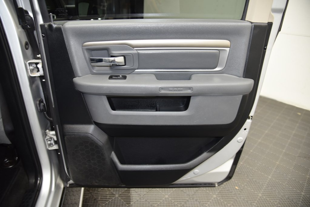 2017 RAM 1500 Image 35