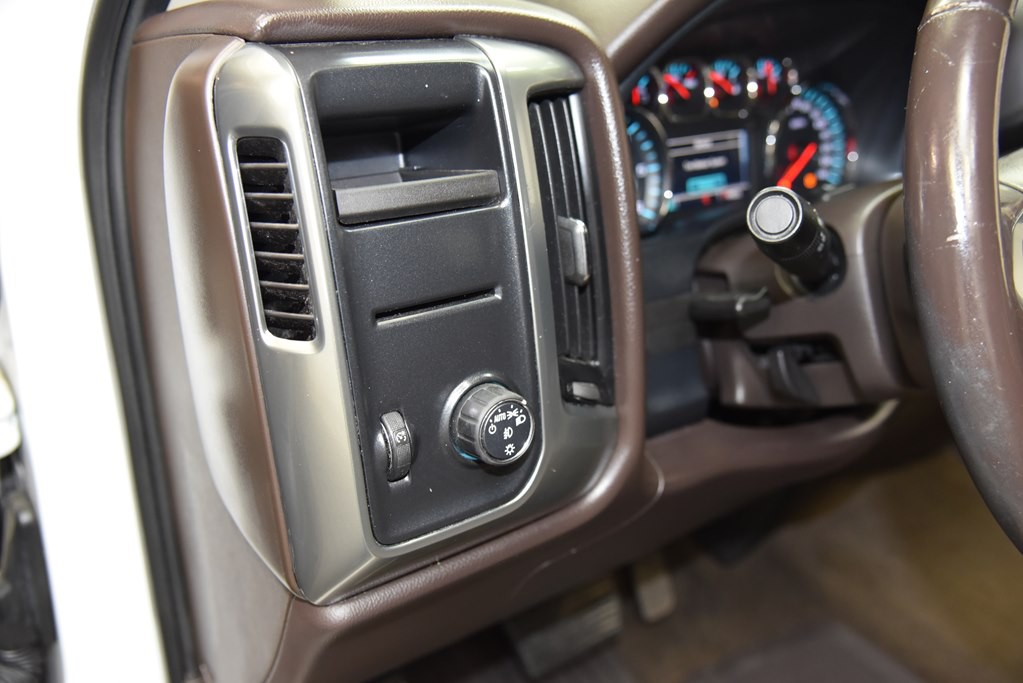 2018 Chevrolet Silverado 1500 Image 32