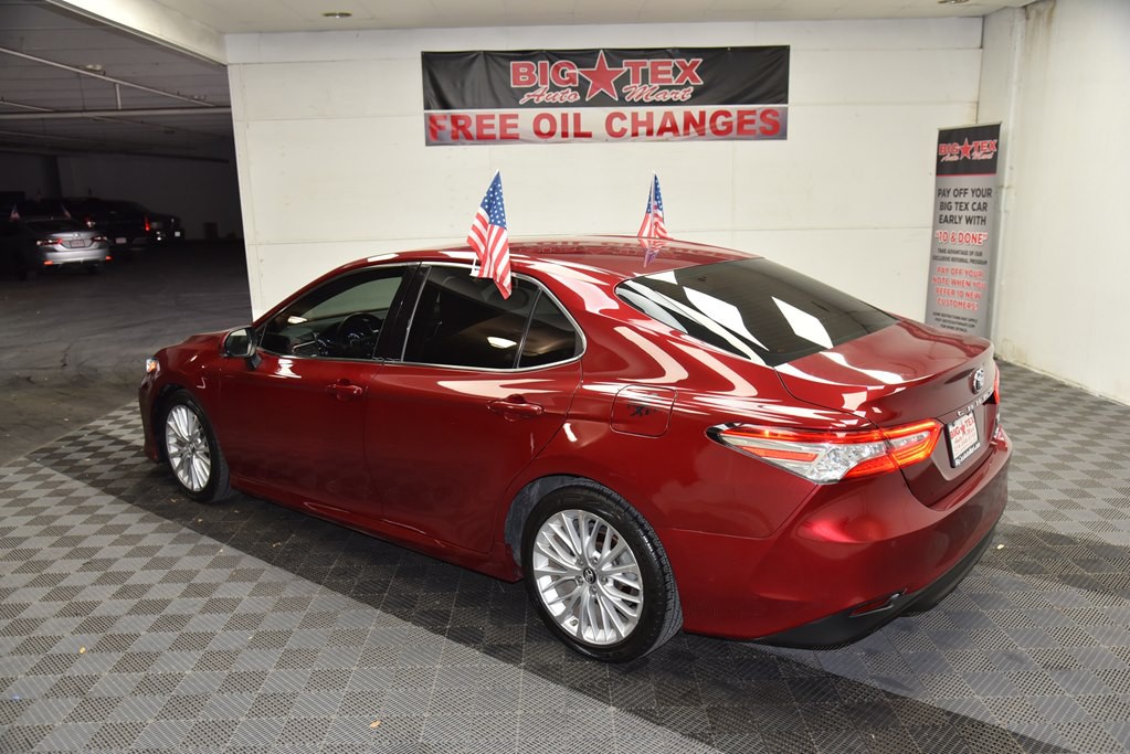 2018 Toyota Camry Image 3