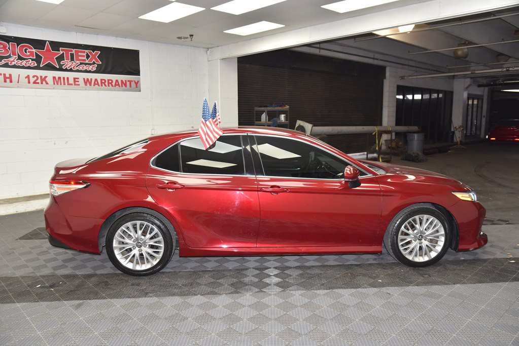 2018 Toyota Camry Image 6