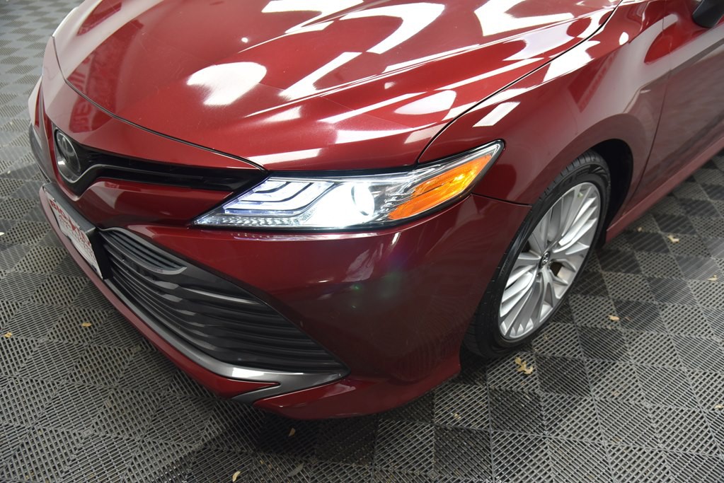 2018 Toyota Camry Image 9