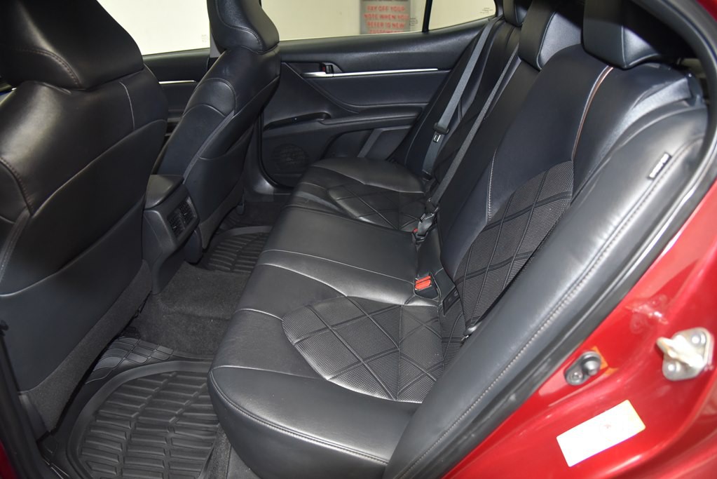 2018 Toyota Camry Image 13