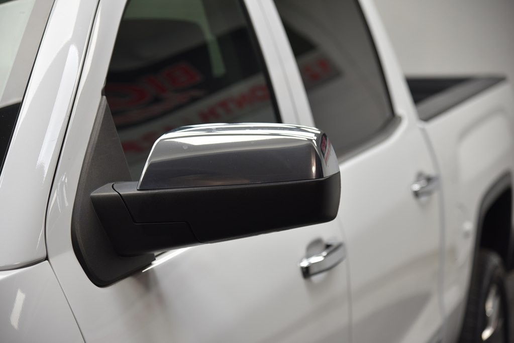 2018 GMC Sierra Image 9