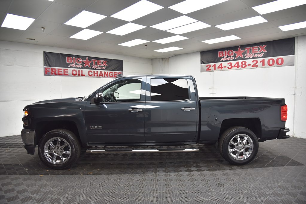 2017 Chevrolet Silverado 1500 Image 2