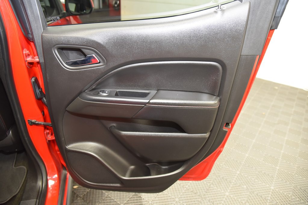 2015 GMC Canyon Image 24