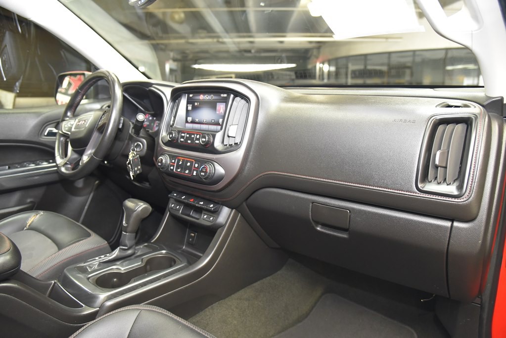 2015 GMC Canyon Image 27