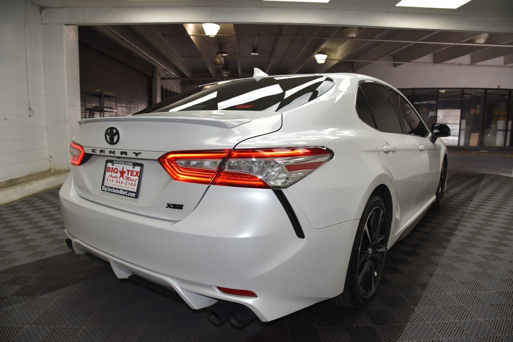 2020 Toyota Camry Image 5