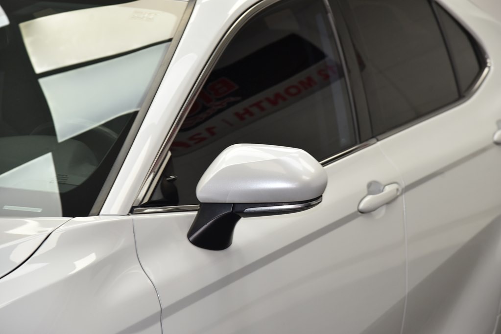 2020 Toyota Camry Image 9