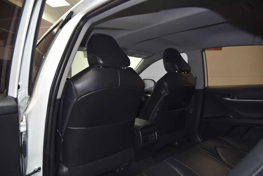 2020 Toyota Camry Image 20