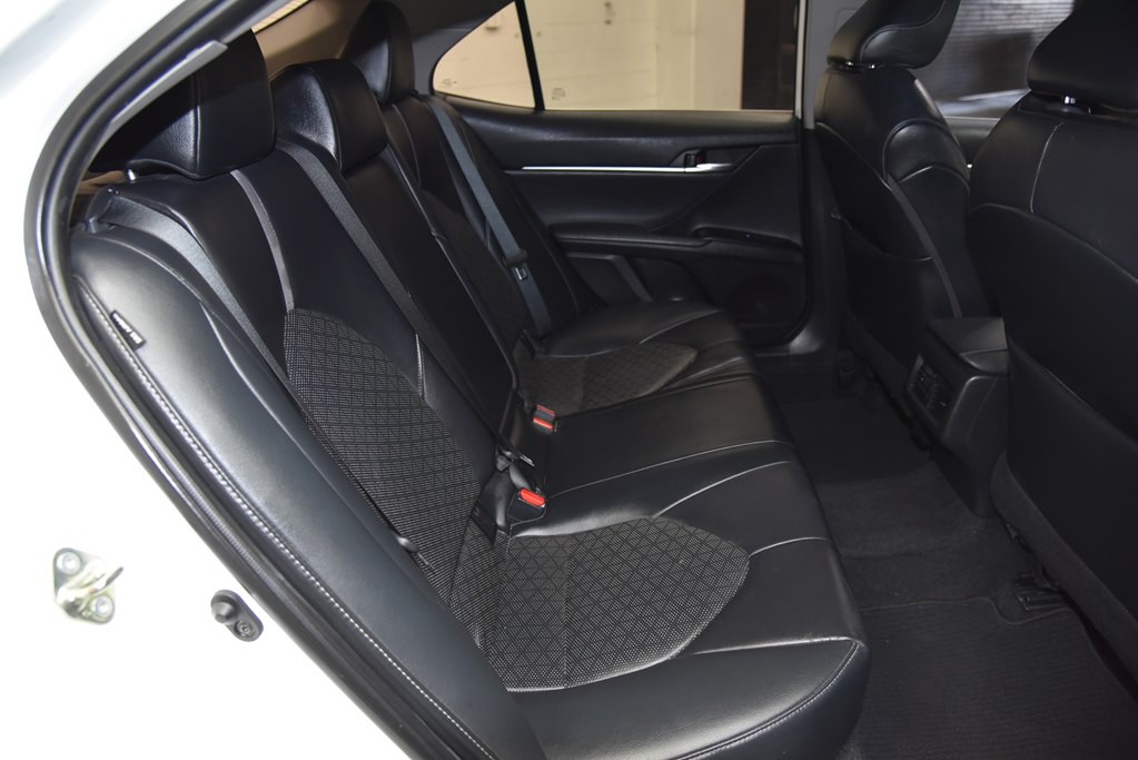 2020 Toyota Camry Image 22