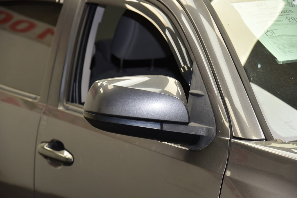 2017 Toyota Tacoma Image 13