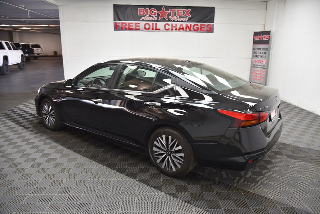 2024 Nissan Altima Image 3