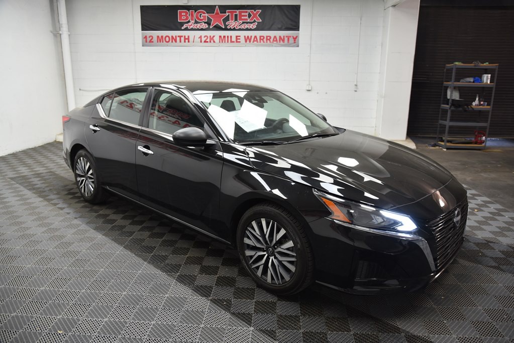 2024 Nissan Altima Image 7