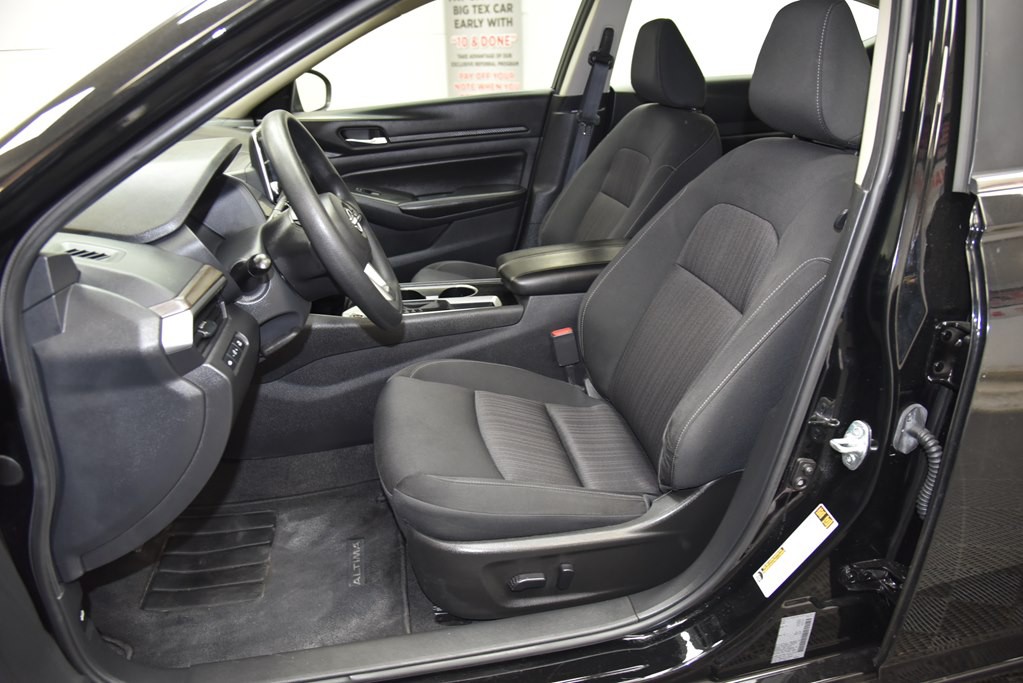 2024 Nissan Altima Image 26