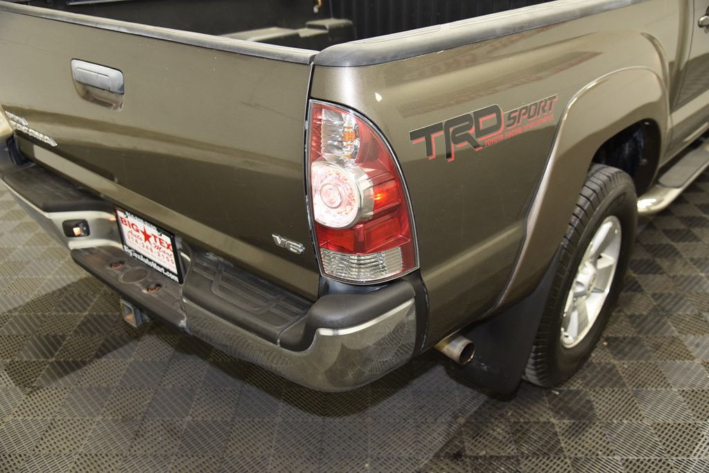 2014 Toyota Tacoma Image 15