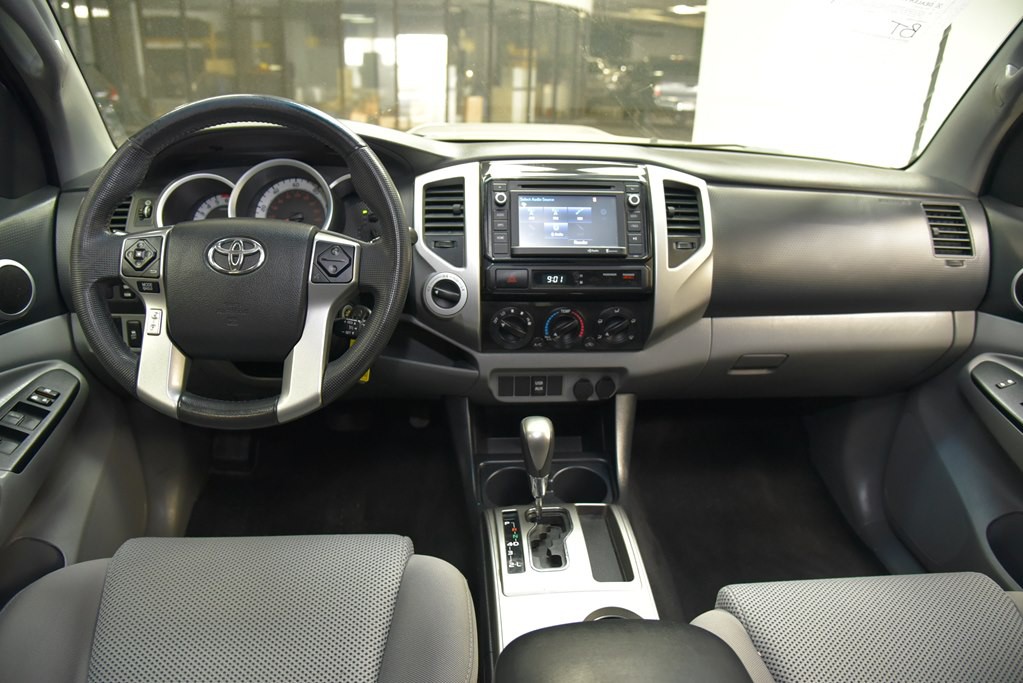 2014 Toyota Tacoma Image 21
