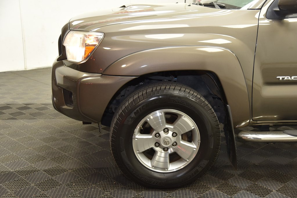 2014 Toyota Tacoma Image 26