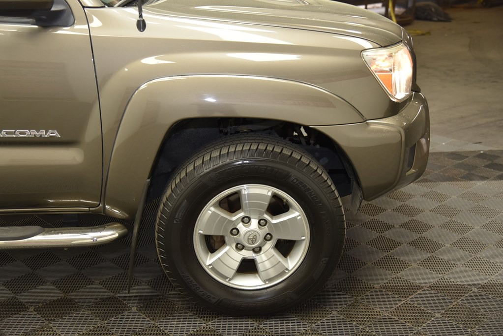 2014 Toyota Tacoma Image 29