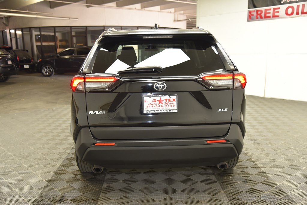 2019 Toyota Rav4 Image 4