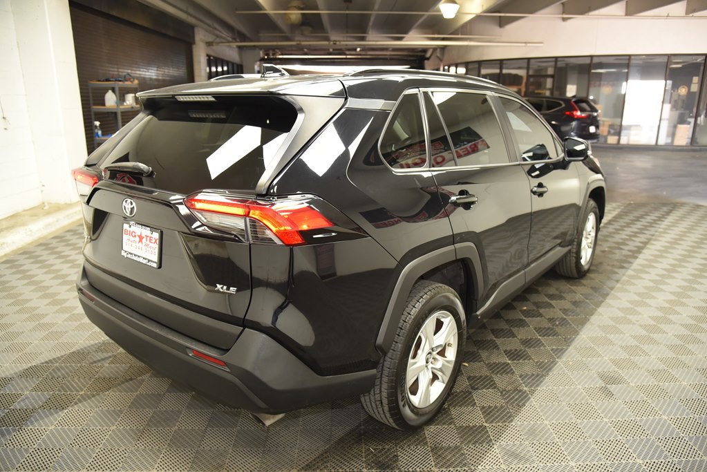 2019 Toyota Rav4 Image 5