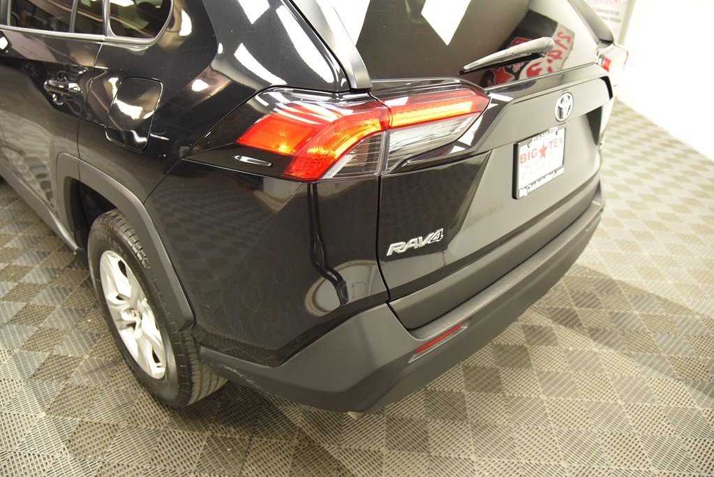 2019 Toyota Rav4 Image 14