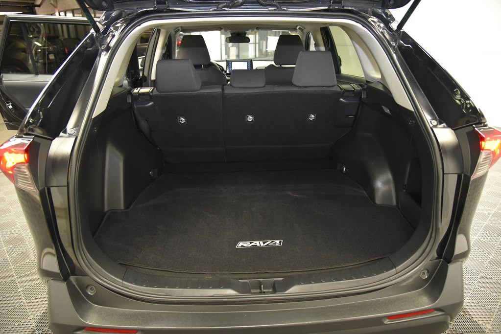 2019 Toyota Rav4 Image 17