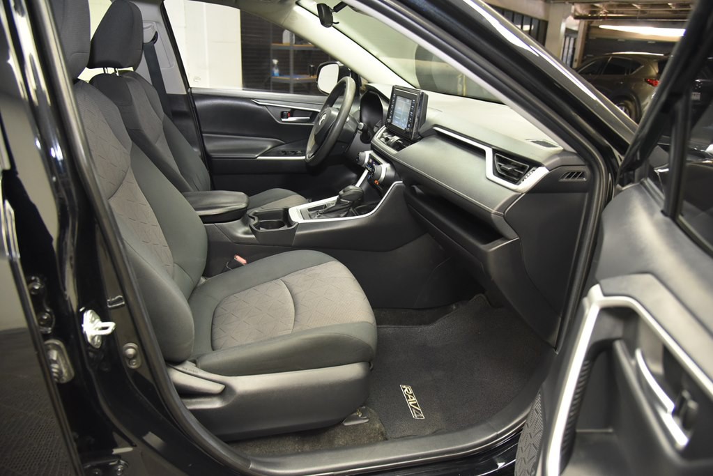 2019 Toyota Rav4 Image 24