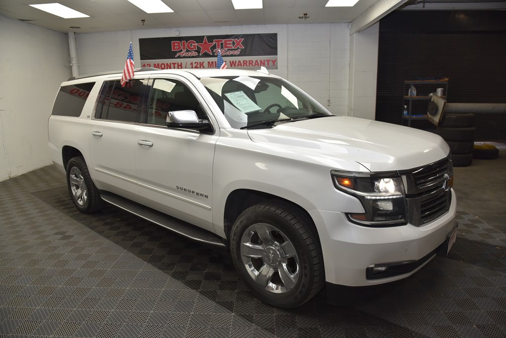 2016 Chevrolet Suburban Image 7