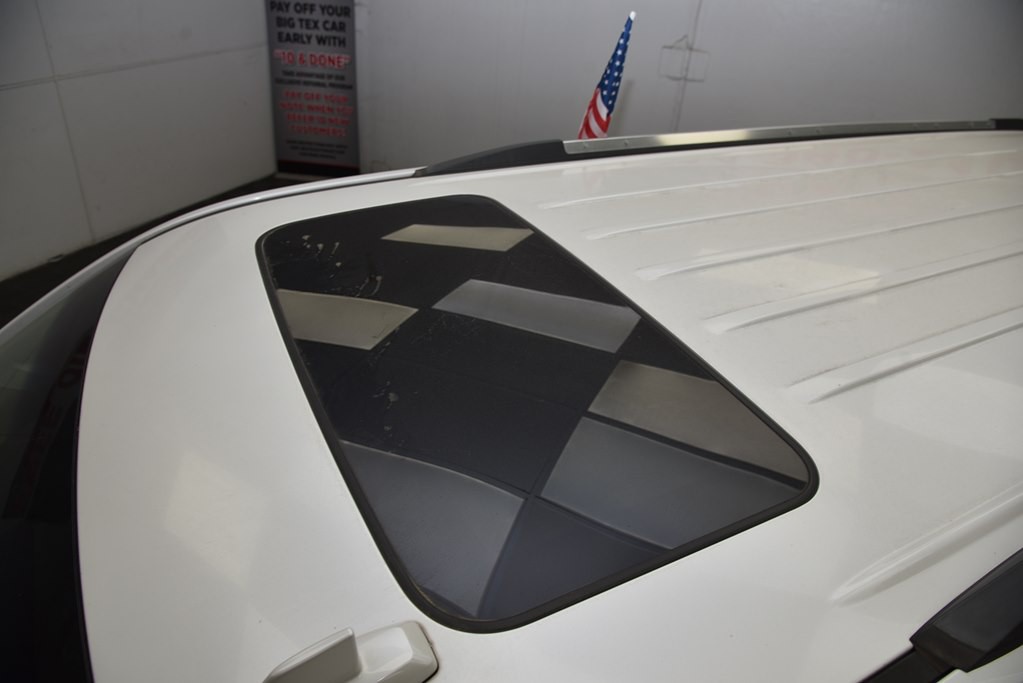 2016 Chevrolet Suburban Image 10